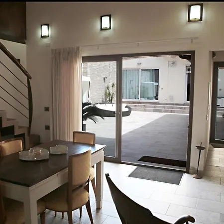 Deliziosa Casa Vacanze Indipendente Con Ampia Terrazza E Bbq *